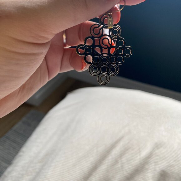 Dangly Coach Earrings Gold - Picture 4 of 7